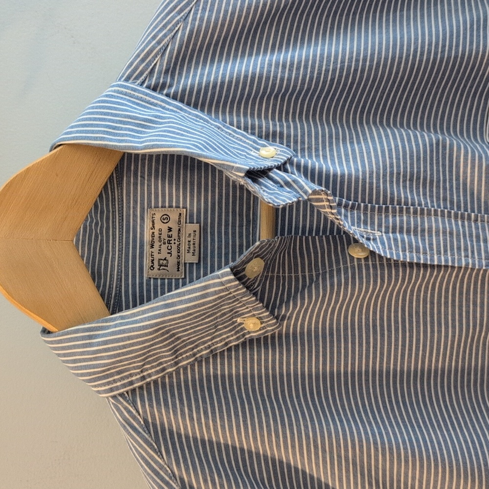 J. Crew Men's Small All Cotton Long Sleeve Button Down Shirt Style #A0940